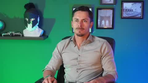 andres    online show from March 2025 06:33:02 PM