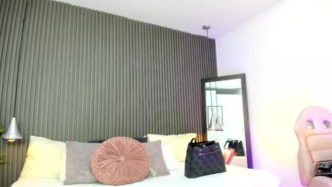 Lizza online show from October 2025 11:29:01 AM