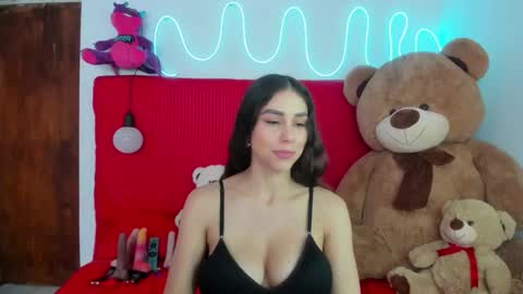 Snapshot of pervertida588941 chatting on February 2026 09:40:01 PM amara online show from February 2026 09:40:01 PM