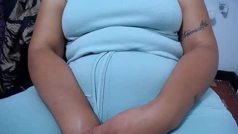  Linda  online show from February 2026 04:10:02 PM