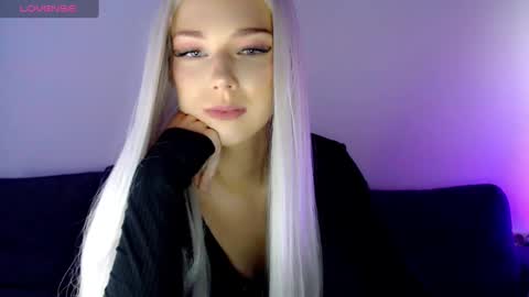 Isabella online show from January 2025 06:53:02 AM