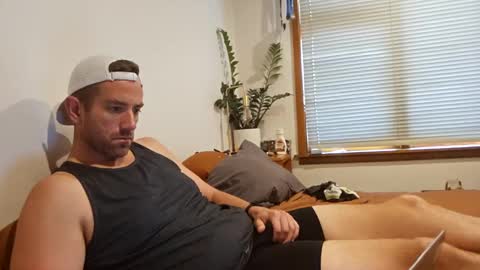Snapshot of pete19871987 chatting on February 2025 10:58:01 PM Check out my new OnlyFans link online show from February 2025 10:58:01 PM