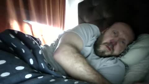 Snapshot of peterpeters443 chatting on January 2026 01:38:01 PM jelle online show from January 2026 01:38:01 PM