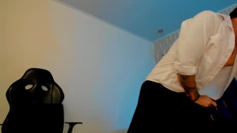 PETES EVANS new account online show from November 2025 11:24:01 PM