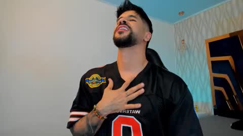 PETES EVANS new account online show from November 2025 11:30:01 PM