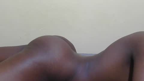 petite_bunni online show from July 2026 05:15:02 PM