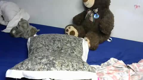 petite_byb online show from September 2025 10:31:01 AM