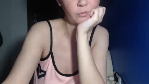 petite_danielle online show from July 2026 12:35:02 AM