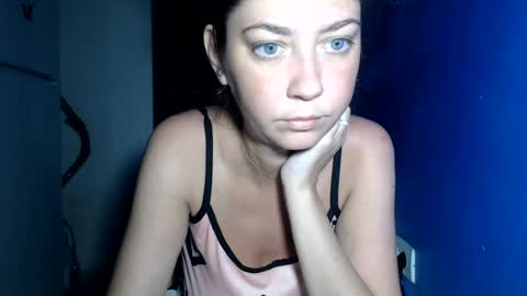 petite_danielle online show from July 2026 12:20:01 AM