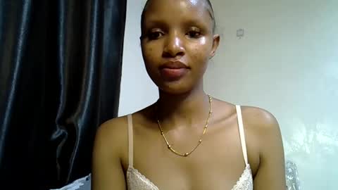 petite_melinda online show from June 2026 01:28:02 AM