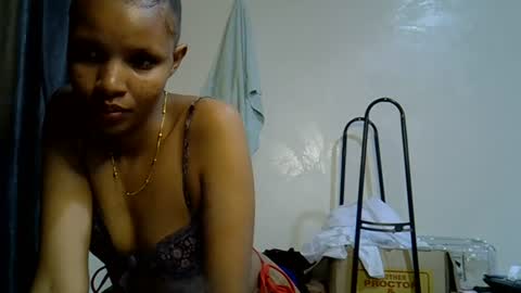 petite_melinda online show from June 2026 01:06:01 AM