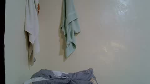 petite_melinda online show from June 2026 09:41:01 PM