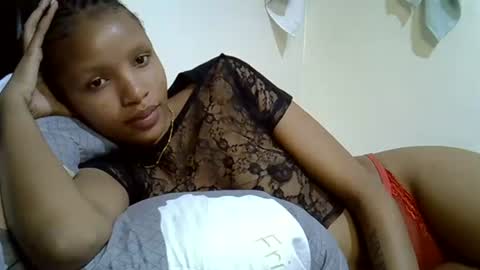 petite_melinda online show from June 2026 10:32:02 PM