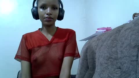 petite_melinda online show from July 2026 02:02:02 PM