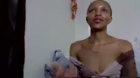 petite_melinda online show from July 2026 10:45:01 PM