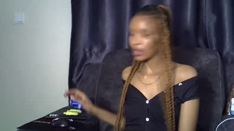 petite_melinda online show from July 2026 11:47:02 PM