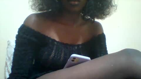 petite_princes online show from September 2025 09:36:02 PM
