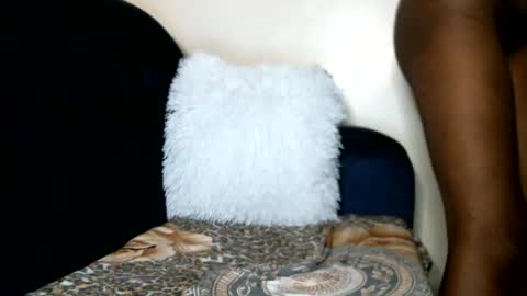 Snapshot of petite_shan chatting on November 2025 11:51:02 PM petite_shan online show from November 2025 11:51:02 PM