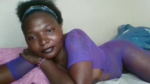 Snapshot of petite_shan chatting on February 2026 07:09:02 PM petite_shan online show from February 2026 07:09:02 PM