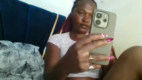 Snapshot of petite_shan chatting on March 2026 10:01:01 AM petite_shan online show from March 2026 10:01:01 AM