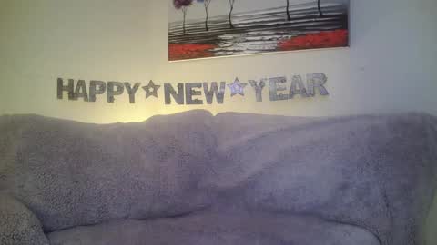 petite treat  online show from January 2025 06:46:01 AM