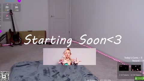 Snapshot of petitebrat chatting on February 2025 07:10:02 PM PiperAvery online show from February 2025 07:10:02 PM