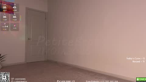 Snapshot of petitebrat chatting on November 2025 04:42:01 PM PiperAvery online show from November 2025 04:42:01 PM