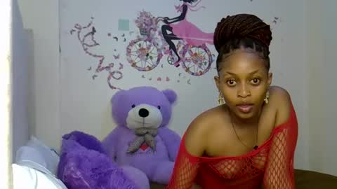 Snapshot of petitecaramell chatting on February 2026 10:24:02 PM Caramel online show from February 2026 10:24:02 PM