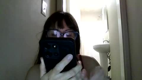 Petitedoll30 online show from May 2026 02:18:02 AM