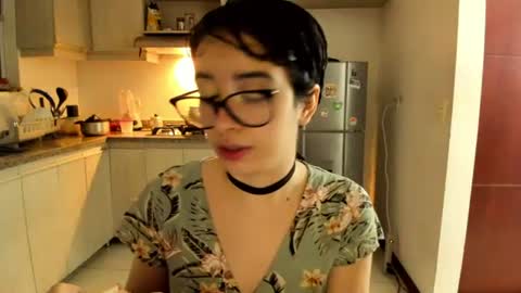Lunna online show from June 2026 12:54:01 AM
