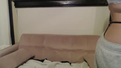 Bella online show from January 2025 11:27:02 PM