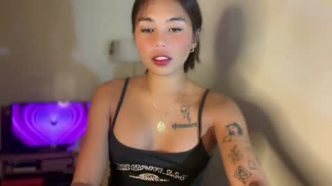 Snapshot of petitegirlx69 chatting on September 2025 09:16:02 PM miss lisa online show from September 2025 09:16:02 PM