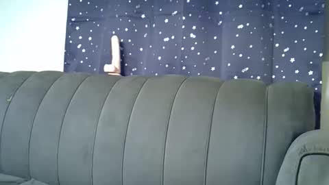 Snapshot of petitekittyy chatting on February 2026 03:25:02 AM Kitty online show from February 2026 03:25:02 AM