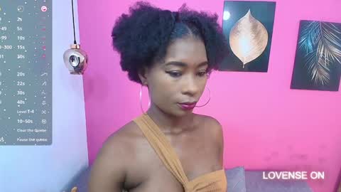 Snapshot of petitelittleebony chatting on December 2024 05:55:01 PM little sharon online show from December 2024 05:55:01 PM