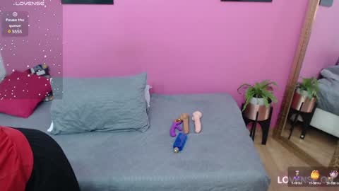 Snapshot of petitelittleebony chatting on February 2025 12:24:02 PM little sharon online show from February 2025 12:24:02 PM