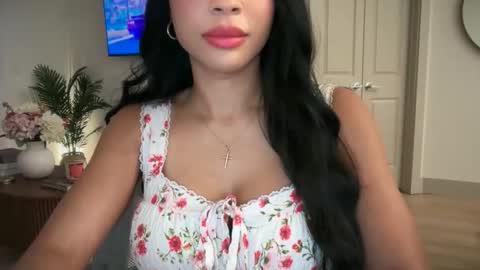 PetitePrincess online show from June 2026 01:32:02 AM
