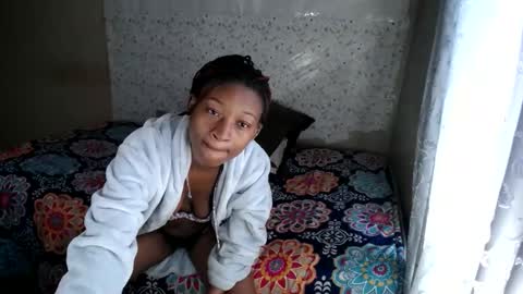 Snapshot of petitesammy chatting on June 2026 11:09:01 AM petitesammy online show from June 2026 11:09:01 AM