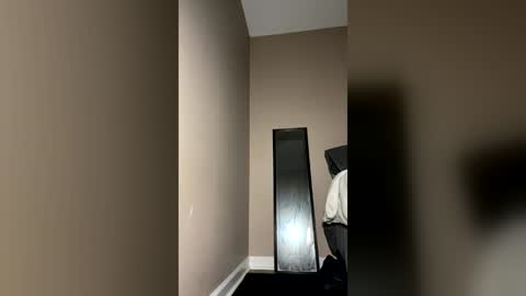 petitetingz online show from June 2026 11:31:01 PM