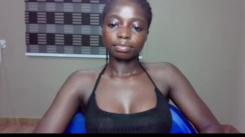 petitexxebony online show from June 2026 12:32:02 AM