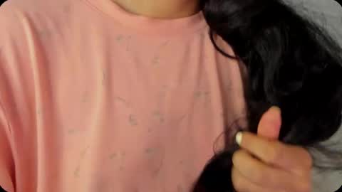 Snapshot of petitgirl_ chatting on February 2025 01:03:02 AM J A S S online show from February 2025 01:03:02 AM