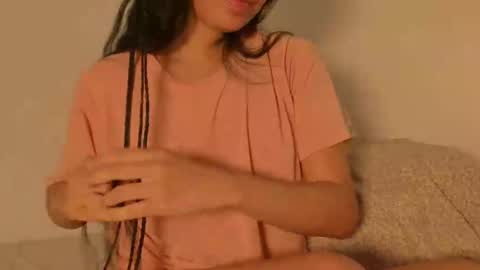 Snapshot of petitgirl_ chatting on March 2025 06:23:01 PM J A S S online show from March 2025 06:23:01 PM