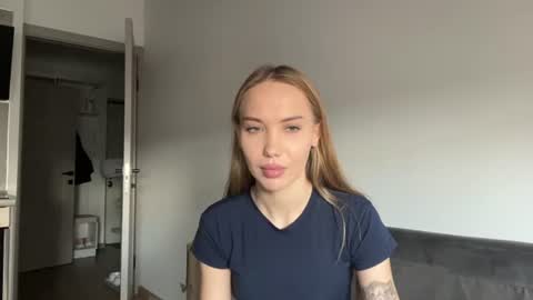 Snapshot of petraartiaga chatting on July 2026 12:26:01 PM Amelie online show from July 2026 12:26:01 PM