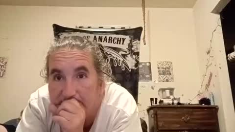 petraszkot online show from June 2026 08:03:01 PM