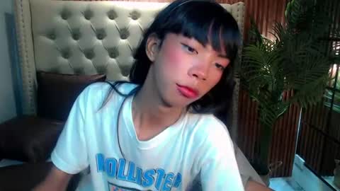 Snapshot of petrova_karla chatting on July 2026 01:53:02 AM Ur Sexy Karla online show from July 2026 01:53:02 AM