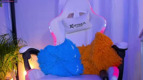 Petter  Coleman online show from April 2026 01:06:01 AM