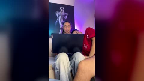 Peyton   online show from April 2026 11:51:02 PM