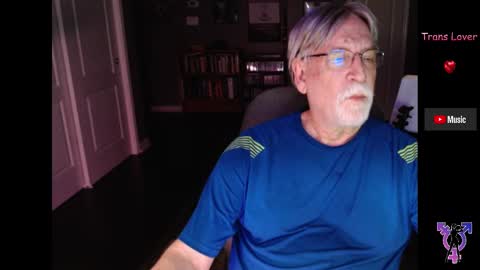 Snapshot of pghk2000 chatting on February 2025 08:42:01 AM George online show from February 2025 08:42:01 AM