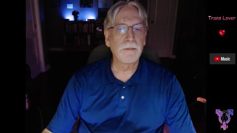 Snapshot of pghk2000 chatting on October 2025 06:15:01 AM George online show from October 2025 06:15:01 AM