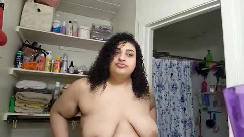 Snapshot of phara3na chatting on January 2026 08:07:01 AM The Deity Hatshepsut online show from January 2026 08:07:01 AM