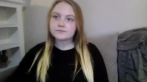 PhatAssBlond online show from February 2025 04:11:02 AM